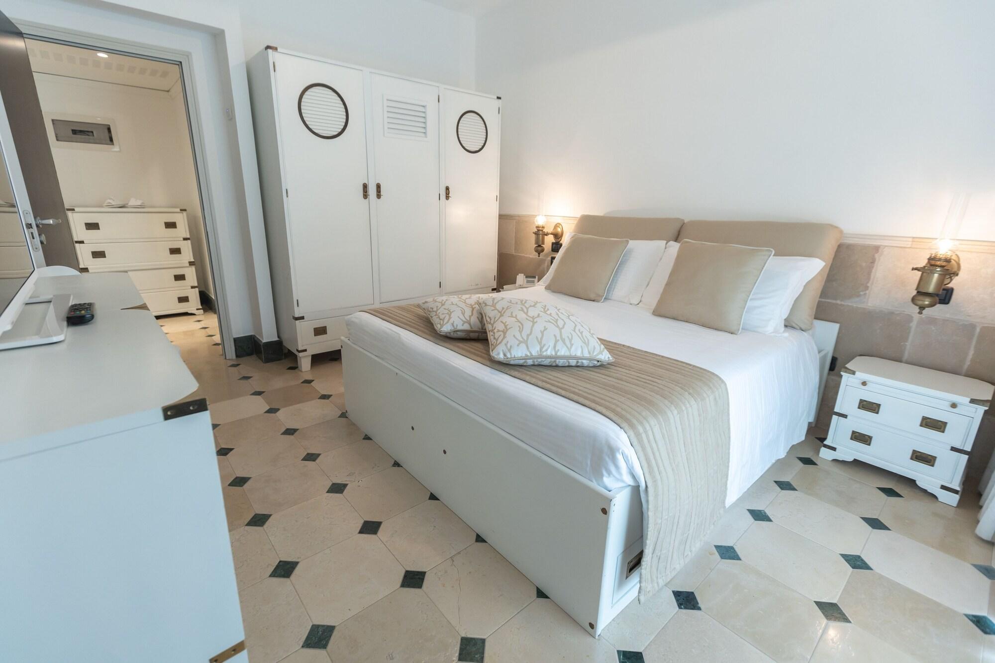 Ostuni A Mare Hotel Екстериор снимка