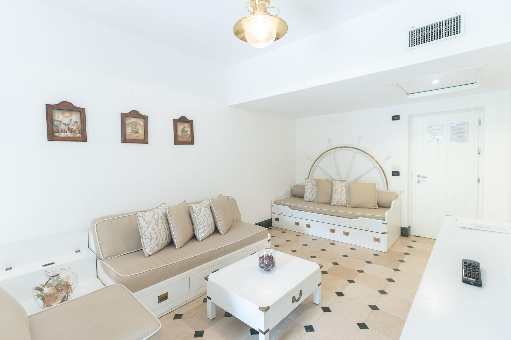 Ostuni A Mare Hotel Екстериор снимка