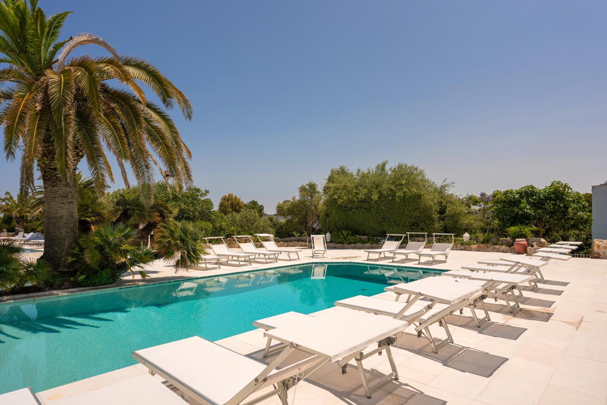 Ostuni A Mare Hotel Екстериор снимка