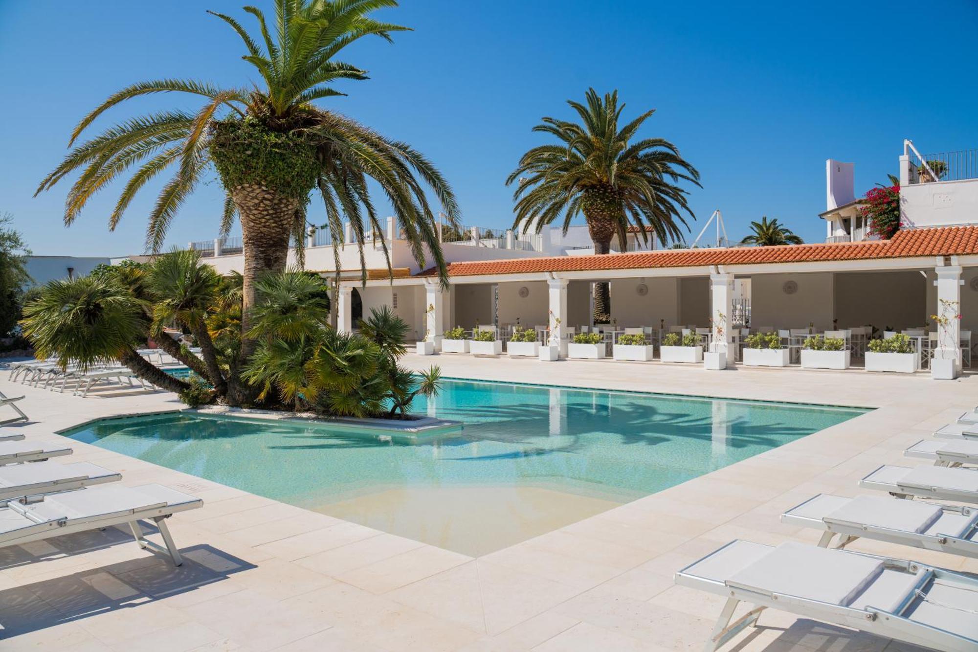 Ostuni A Mare Hotel Екстериор снимка