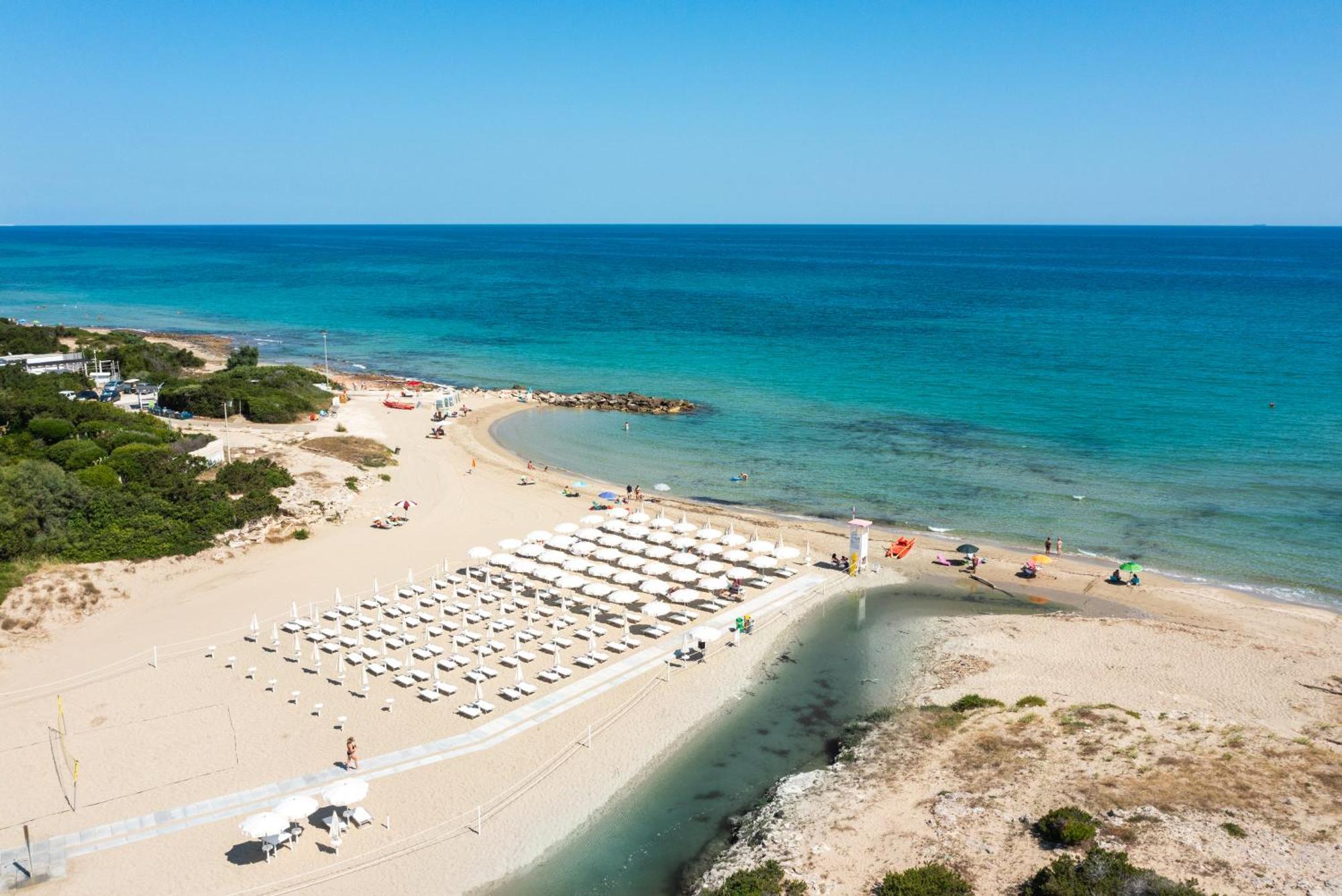 Ostuni A Mare Hotel Екстериор снимка