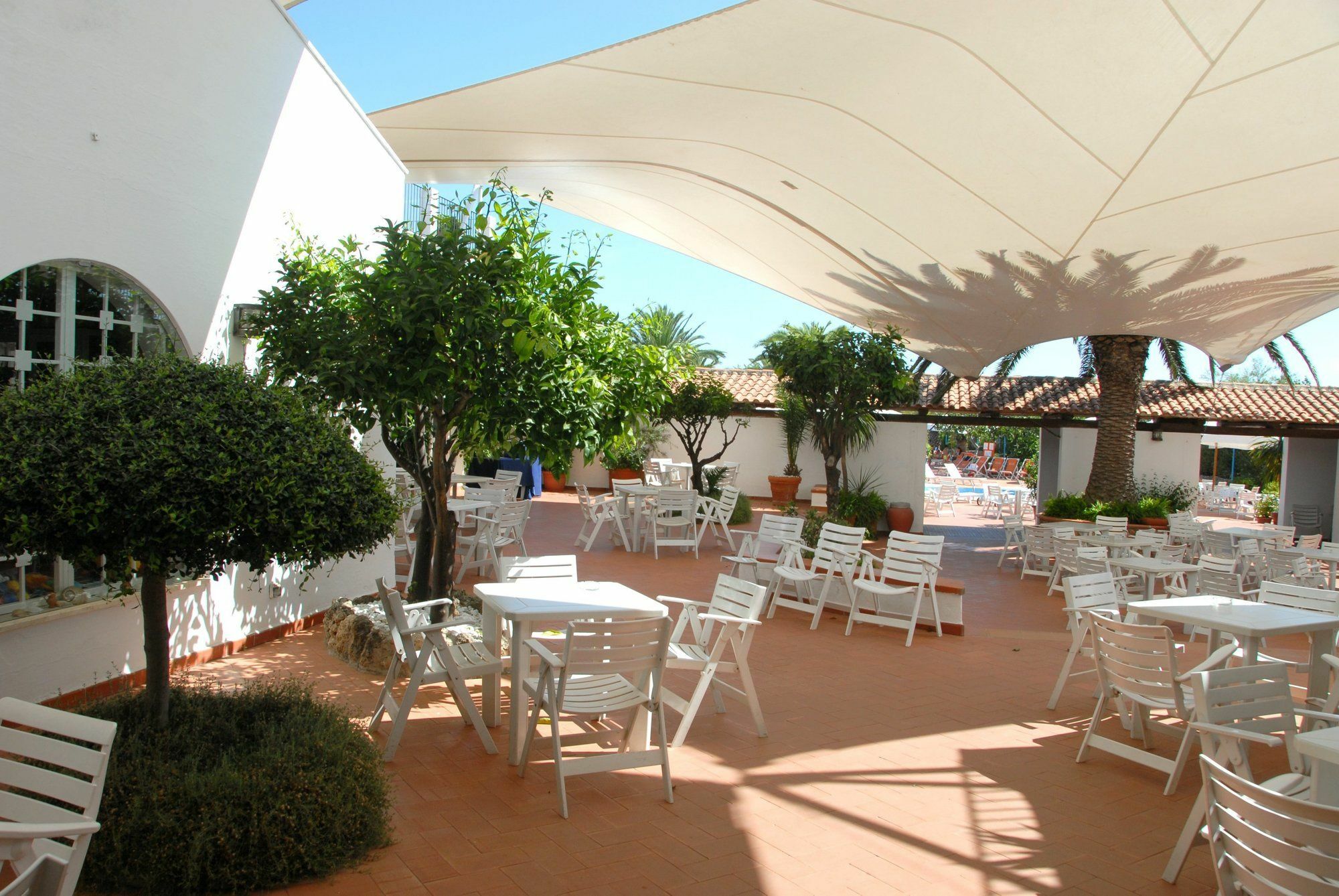 Ostuni A Mare Hotel Екстериор снимка